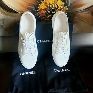 CHANEL SNEAKERS, PRELOVED,USED 1 TIME,BOX AND DUSTBAG, VERY CLEAN, 💥LAST PRICE